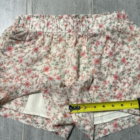 Bailey Rose Floral Elastic Ruffle Waist High Rise Shorts with Liner Size Small - Picture 9 of 11